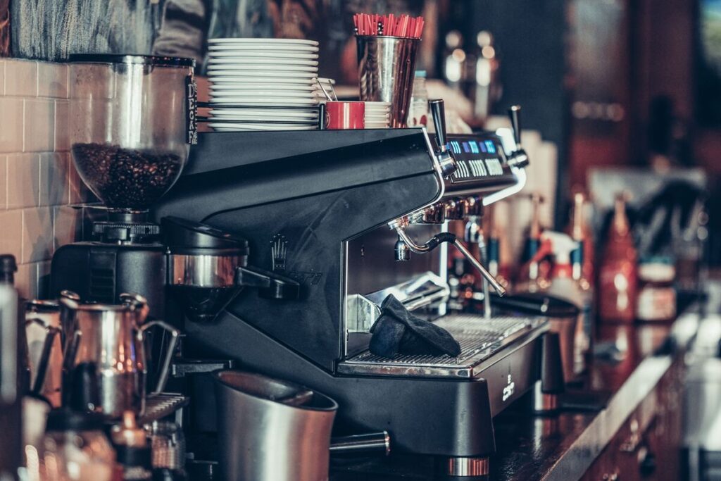AGARO Brewster Coffee Maker – Best Beginner Coffee Maker Under ₹10,000 in India